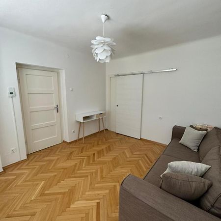 Maximo Apartments - Free Parking Марибор Екстериор снимка