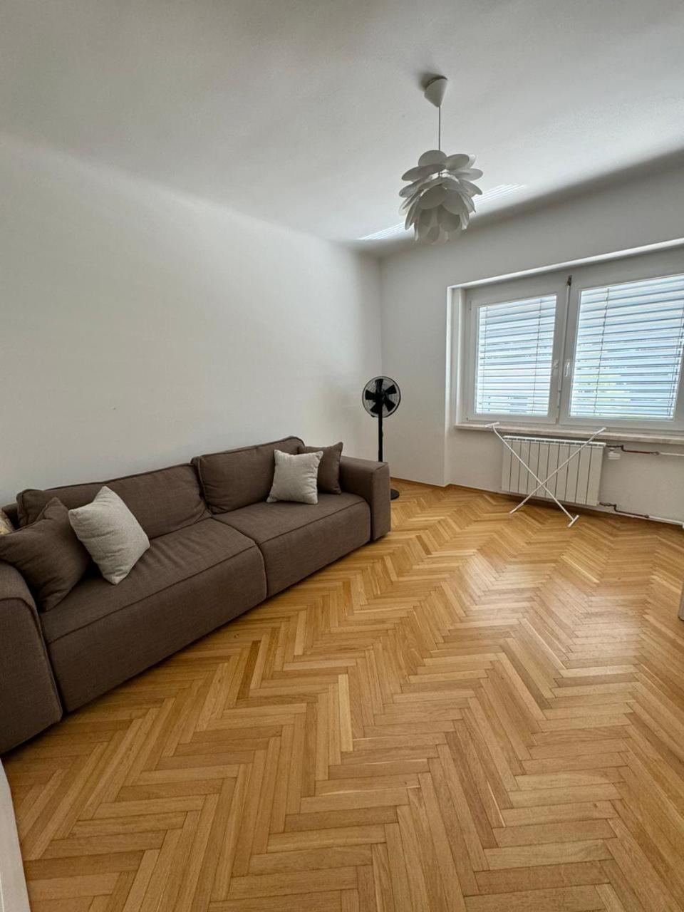Maximo Apartments - Free Parking Марибор Екстериор снимка